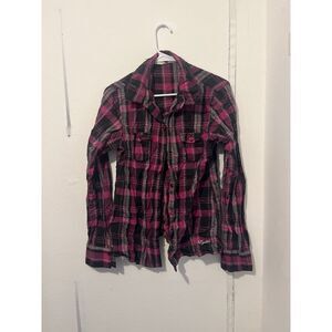 Women's plaid button down